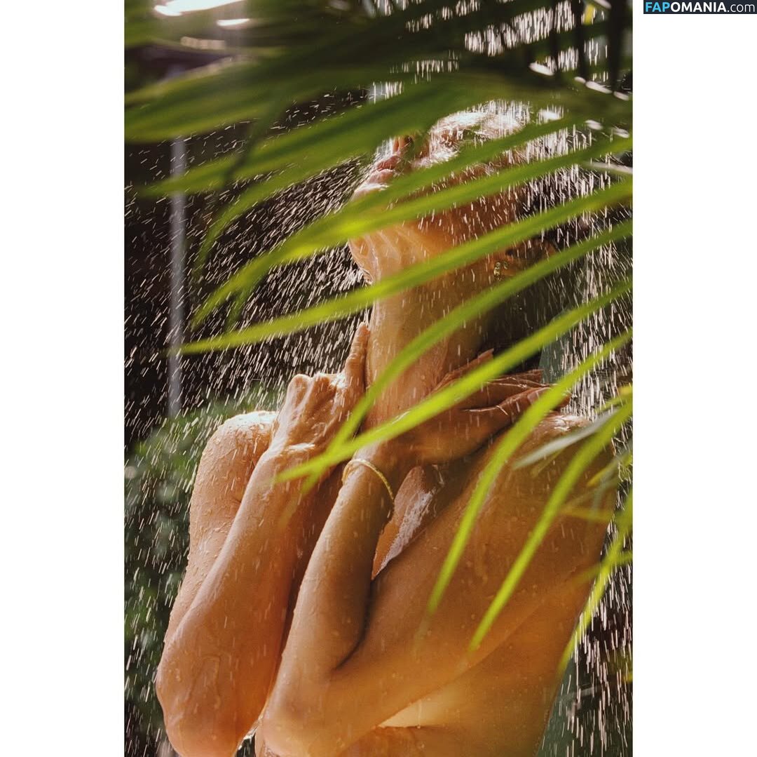 Alessandra / Alessandra Ambrosio / aleambrosio / alelovesanja / alessandraambrosio / https: Nud OnlyFans  Fotografie scursă #1536