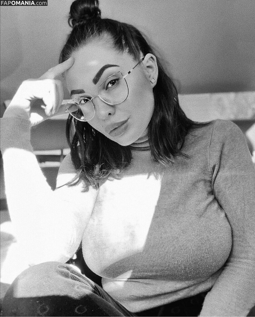 Alexanda Rusu Nud OnlyFans  Fotografie scursă #19