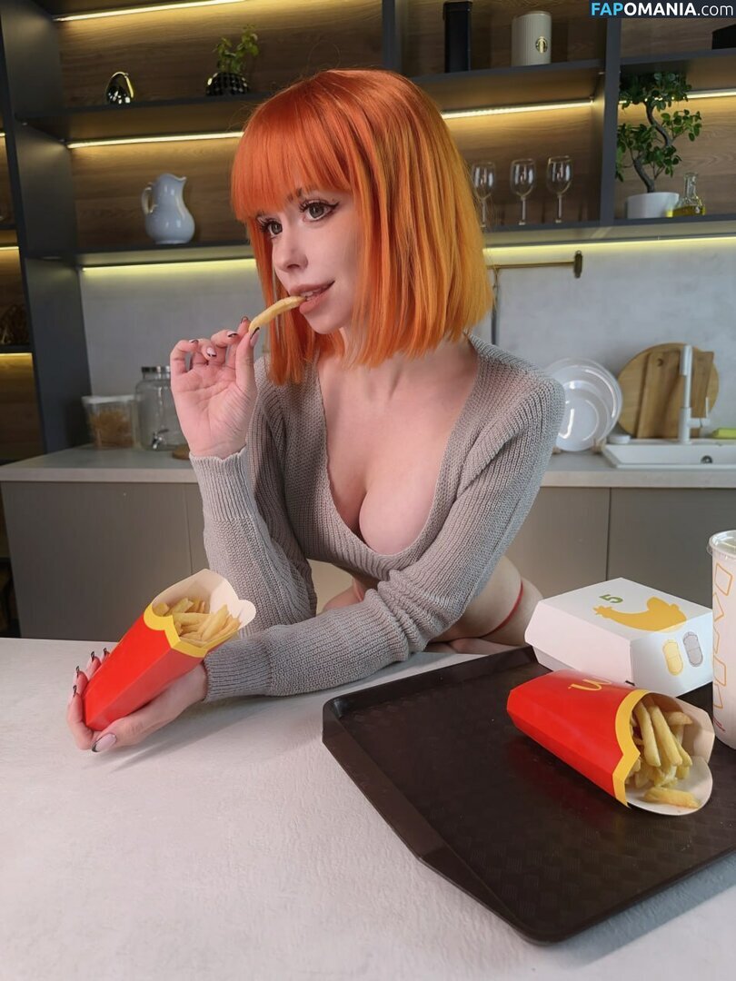 Alexandra Bodler / Caterpillar / caterpillar_cos / caterpillarcos / caterpillarcos_ Nud OnlyFans  Fotografie scursă #75