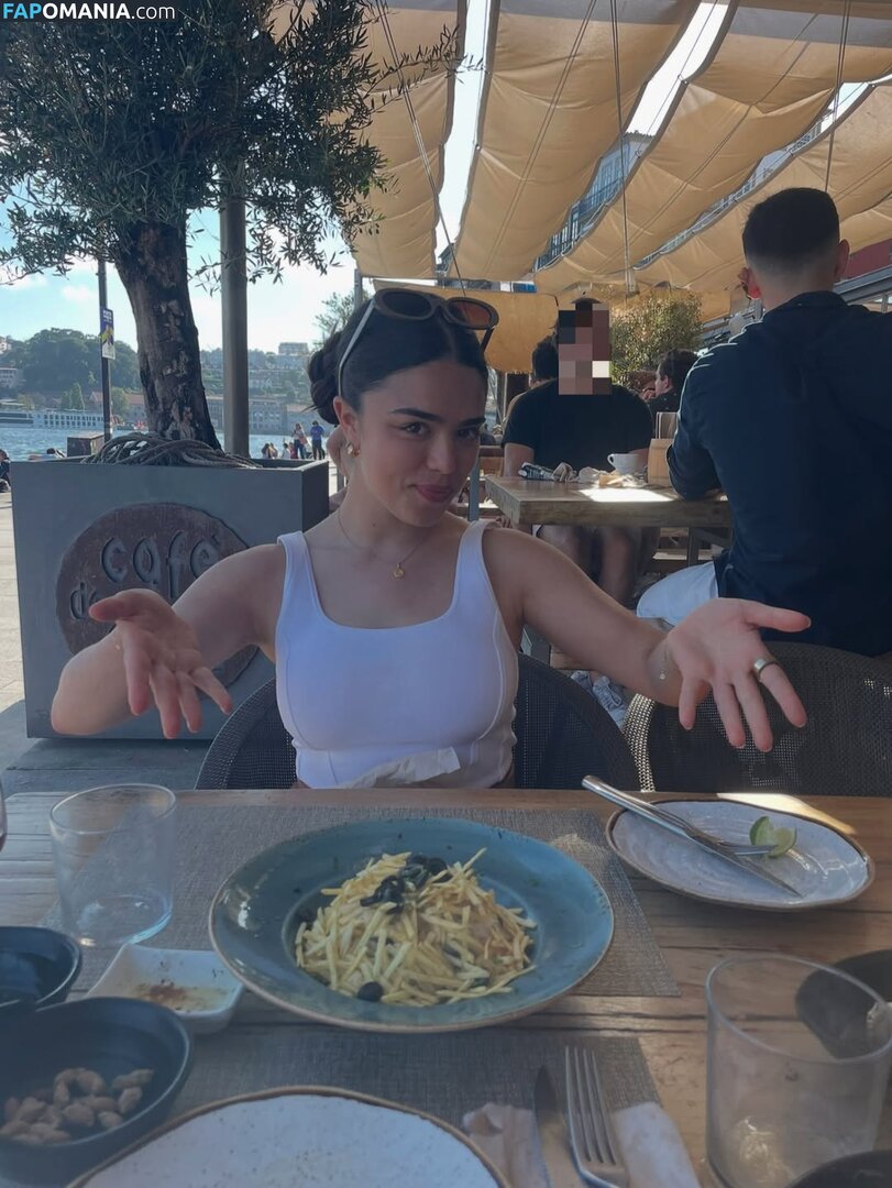 Alexandra Chaves / alexandrachaves Nud OnlyFans  Fotografie scursă #1