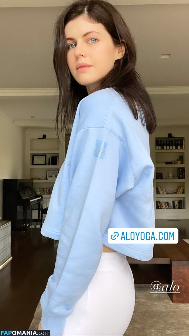 Alexandra Daddario / alexandradaddario Nud OnlyFans  Fotografie scursă #2066