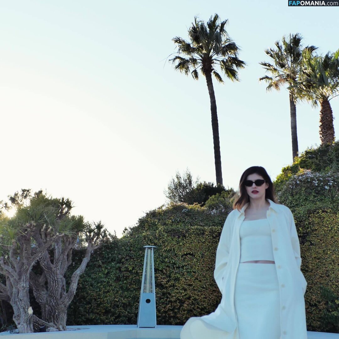 Alexandra Daddario / alexandradaddario Nud OnlyFans  Fotografie scursă #2068