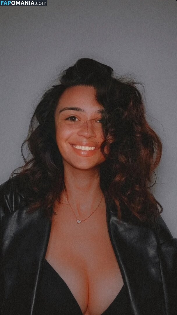 Alexandra Paixão / alexandrapaixao95 / coraline1995 Nud OnlyFans  Fotografie scursă #2
