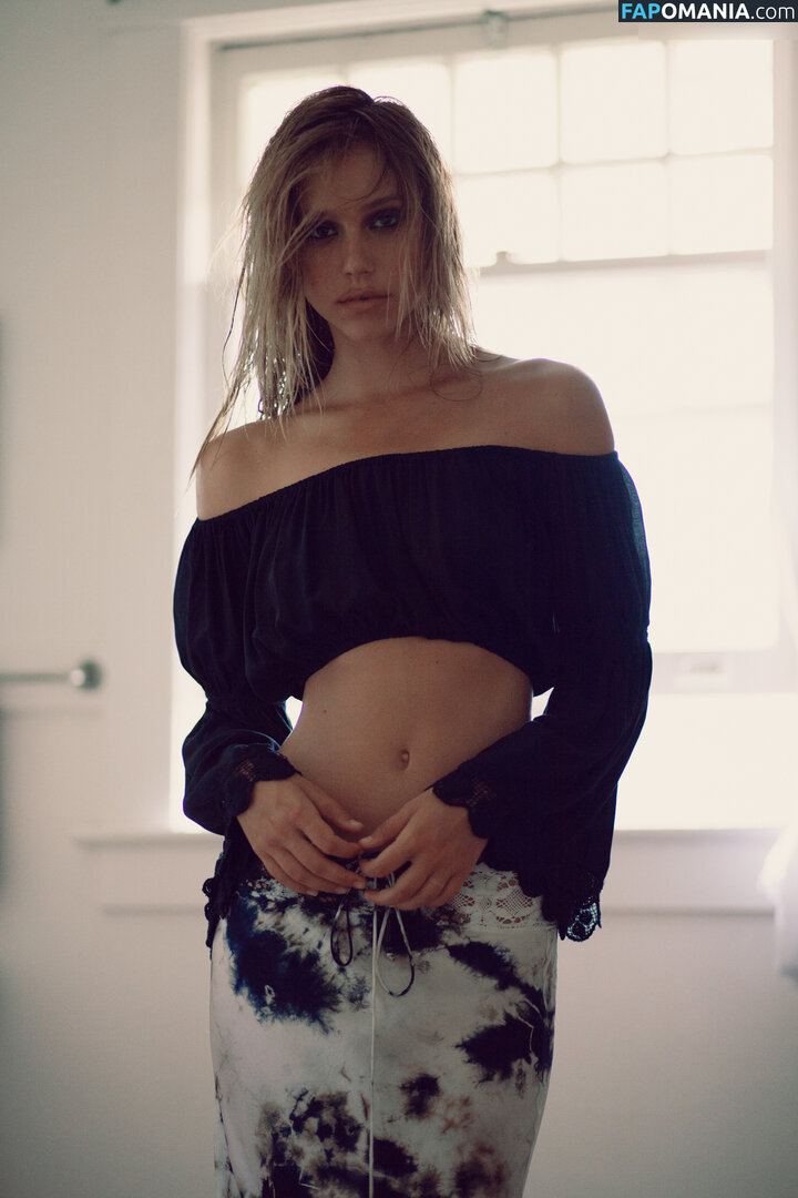 Alexis Ren / alexisren / alexisreng / alexxissren Nud OnlyFans  Fotografie scursă #929