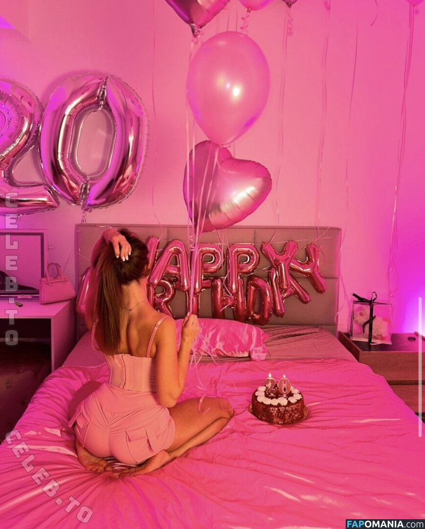 Aleynabaddie / aleynabaddiee / aleynasbaddie Nud OnlyFans  Fotografie scursă #34