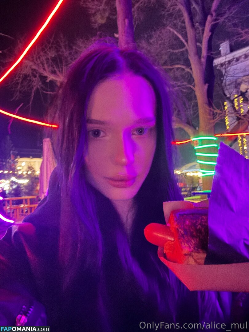 alice_mul / l_amulette Nud OnlyFans  Fotografie scursă #26