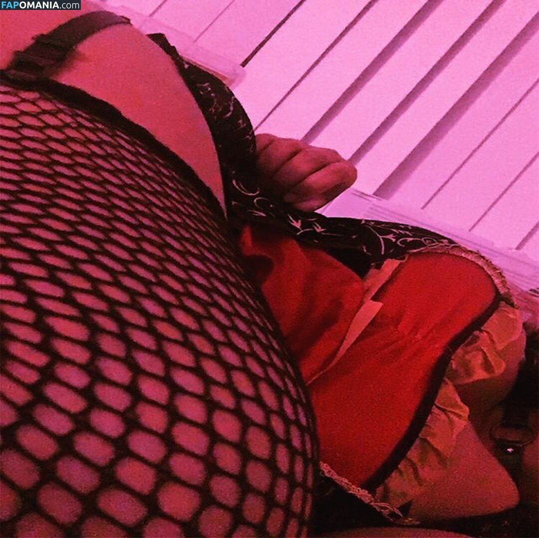 Aliciaxlife / aliciaxdeath / aliciaxlifeVT / https: Nud OnlyFans  Fotografie scursă #1