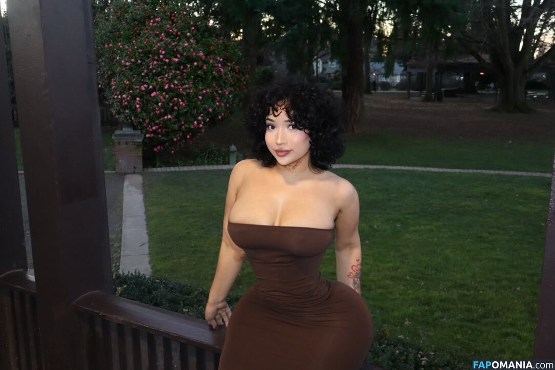 aliiyarose / aliyah1819 / rosebaby1819 Nud OnlyFans  Fotografie scursă #1