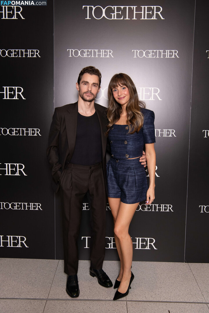 Alison Brie / alisonbrie Nud OnlyFans  Fotografie scursă #22