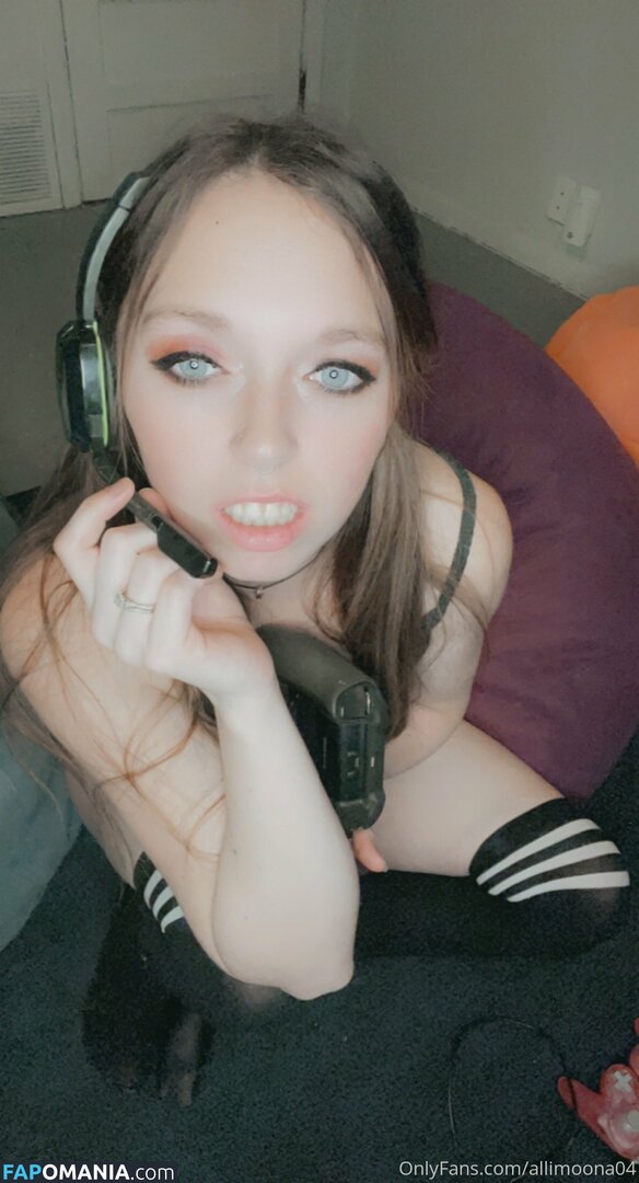alli.moona / allimoona04 Nud OnlyFans  Fotografie scursă #71