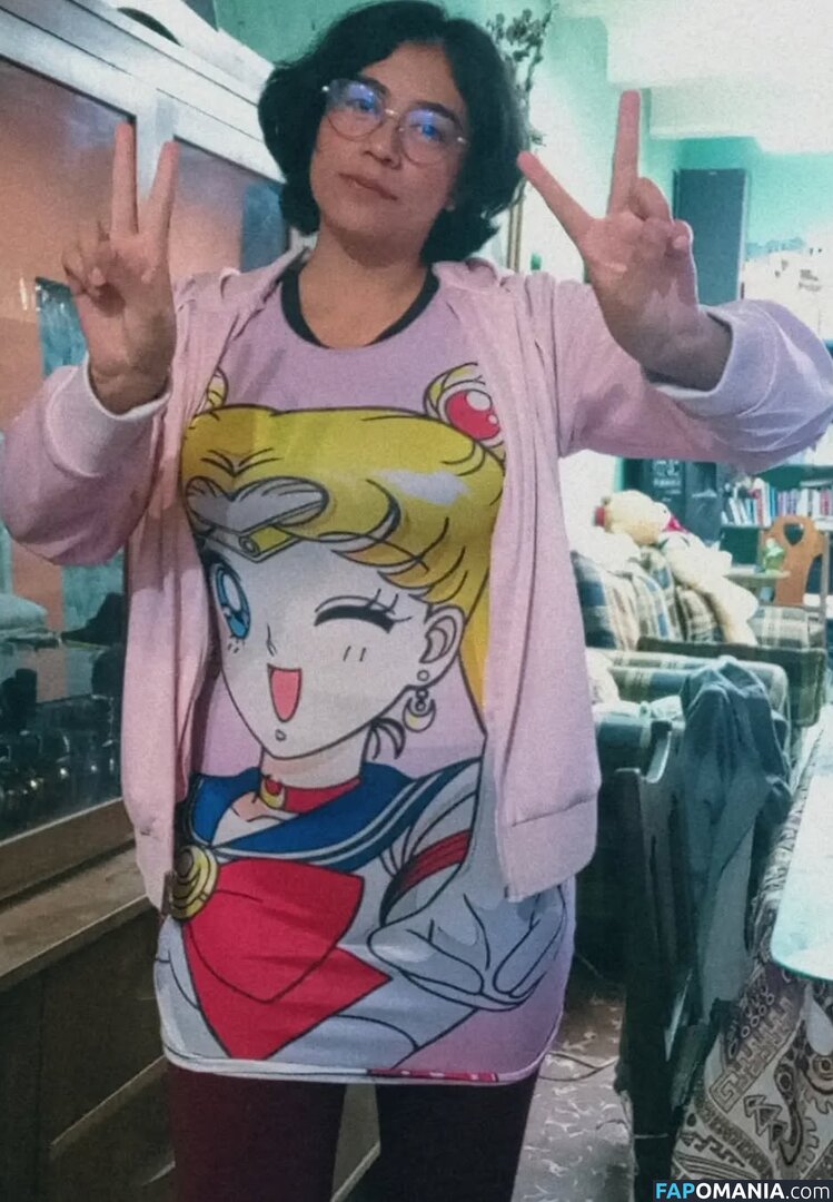 Allisauria / https: Nud OnlyFans  Fotografie scursă #5