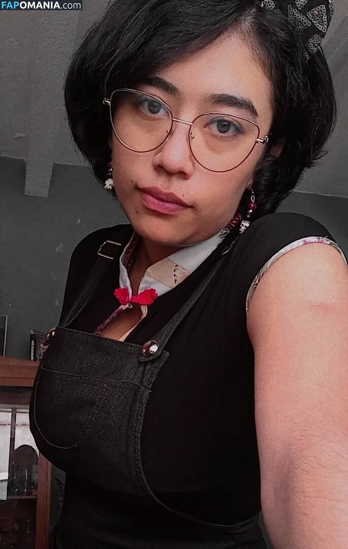 Allisauria / https: Nud OnlyFans  Fotografie scursă #10