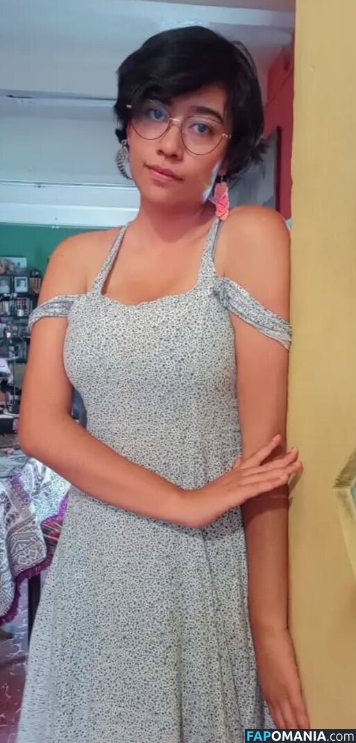 Allisauria / https: Nud OnlyFans  Fotografie scursă #12