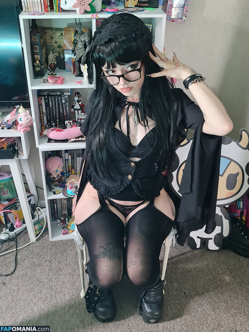 +:｡.ruby ʚ ♡ ɞ ⋆ ✧.｡ / allmyheartbear / myarykerx / usakumyawhore / usakyumawhore Nud OnlyFans  Fotografie scursă #5