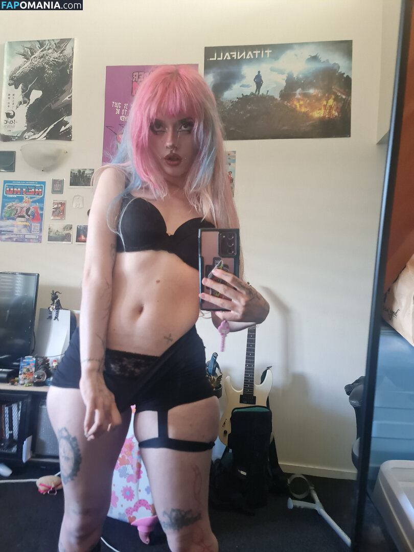 +:｡.ruby ʚ ♡ ɞ ⋆ ✧.｡ / allmyheartbear / myarykerx / usakumyawhore / usakyumawhore Nud OnlyFans  Fotografie scursă #34