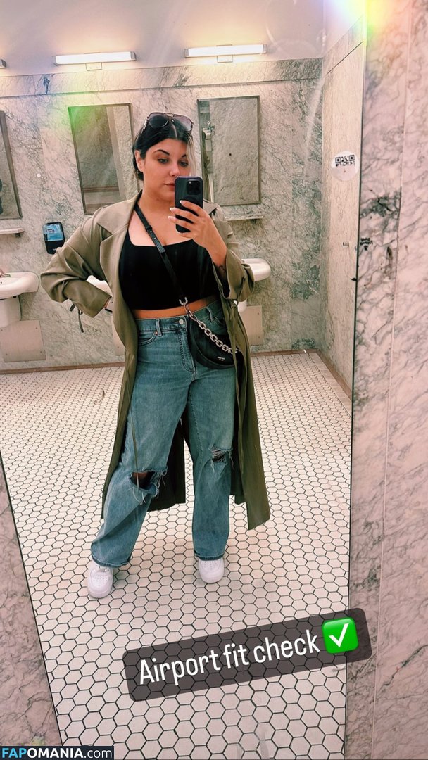 Alluux / alluux_ / alluux_official / amouranth Nud OnlyFans  Fotografie scursă #2