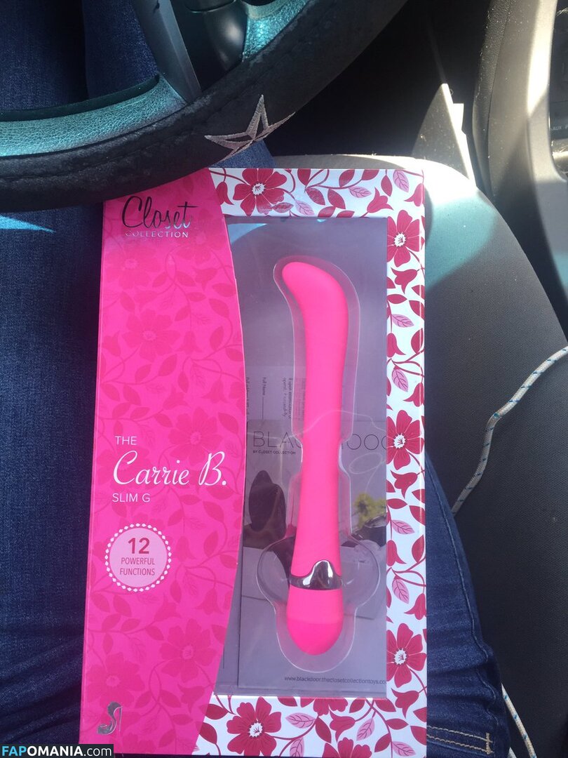 Ally Casper / Kitten Ally / allycasp / allycasper / chloally Nud OnlyFans  Fotografie scursă #1