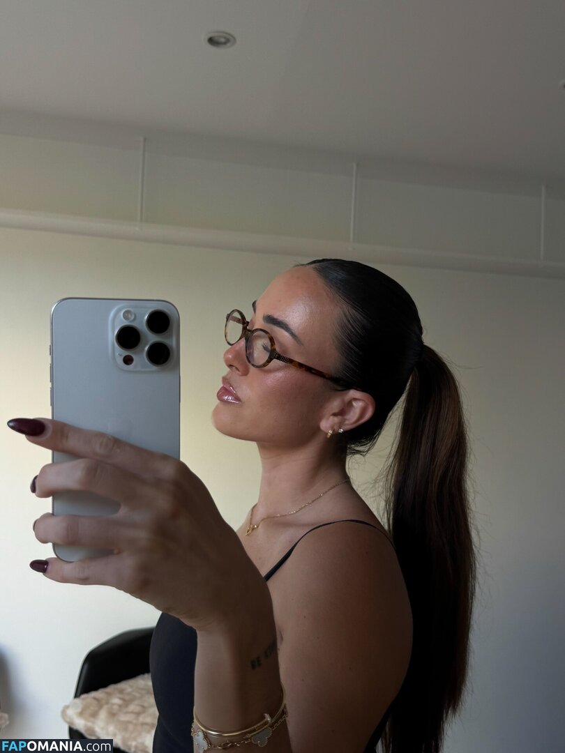 Alohalaia / alohalaia_ / thealohatrainer Nud OnlyFans  Fotografie scursă #8