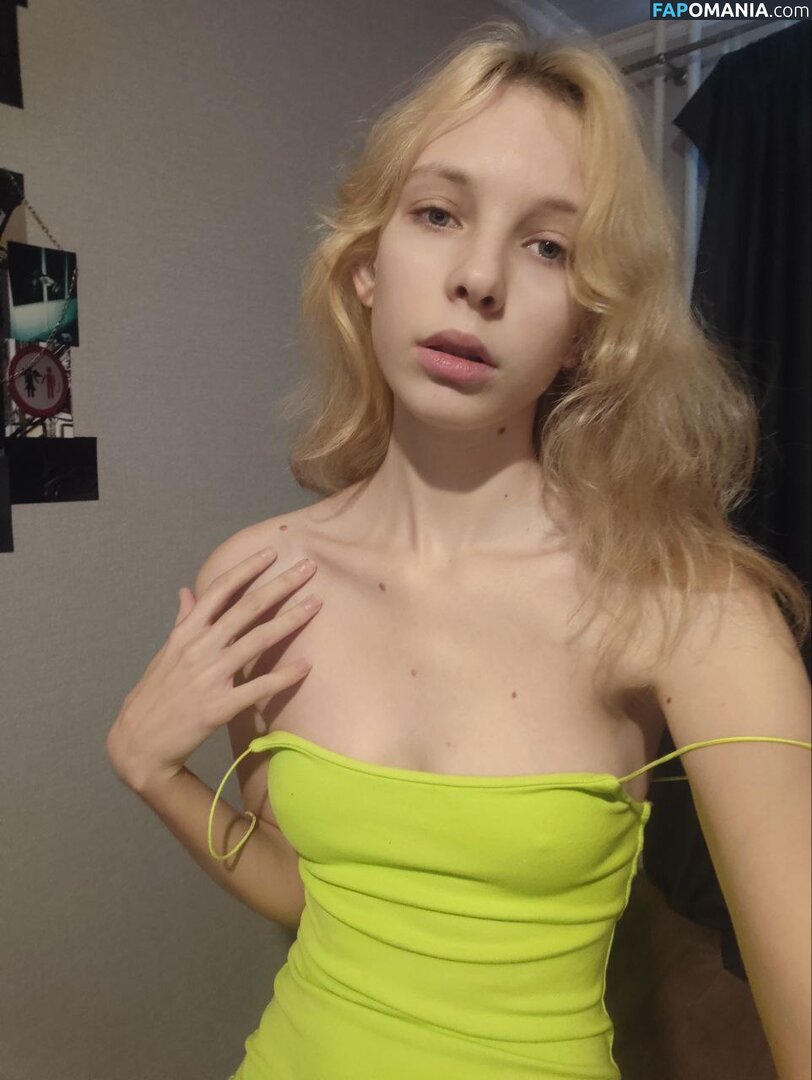 Altheadoyel / Fafa_fluff / KerryMezo / KinaBattig Nud OnlyFans  Fotografie scursă #1