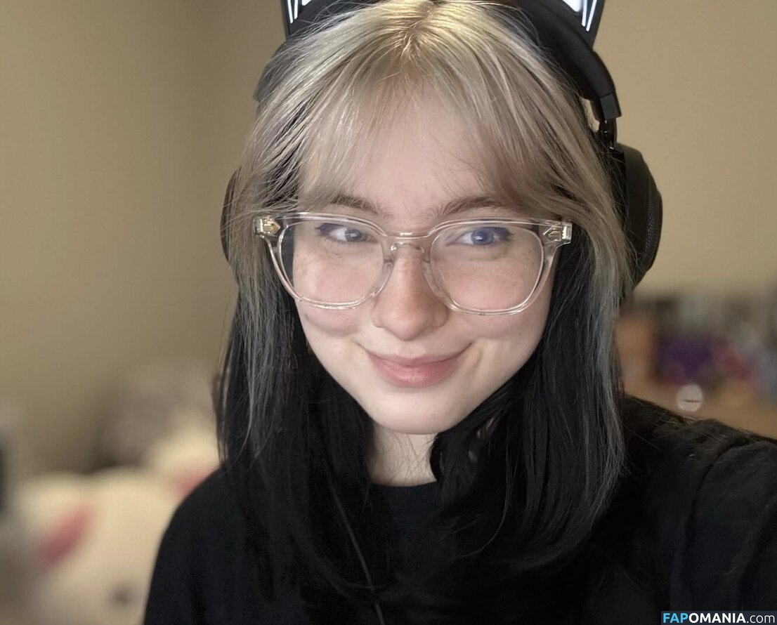 Alysa Liu / AlysaLiu / alysaxliu / https: Nud OnlyFans  Fotografie scursă #5