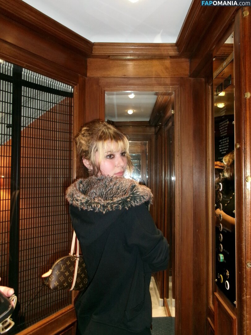 Alysa Liu / AlysaLiu / alysaxliu / https: Nud OnlyFans  Fotografie scursă #10