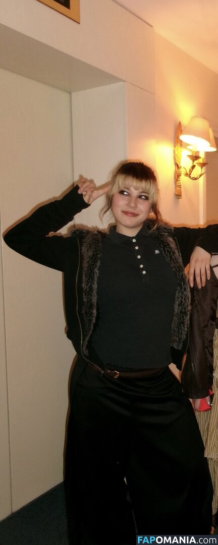 Alysa Liu / AlysaLiu / alysaxliu / https: Nud OnlyFans  Fotografie scursă #11