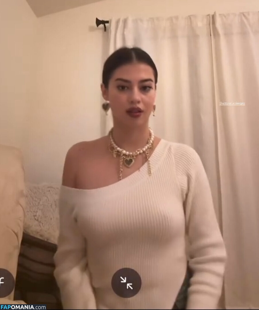 Amber Midthunder / ambermidthunder Nud OnlyFans  Fotografie scursă #1