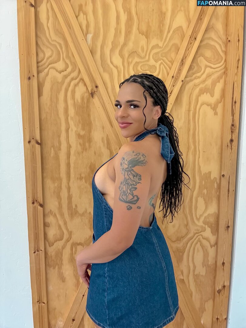 Amber Reacts / amber walker / ambercharity5 Nud OnlyFans  Fotografie scursă #13