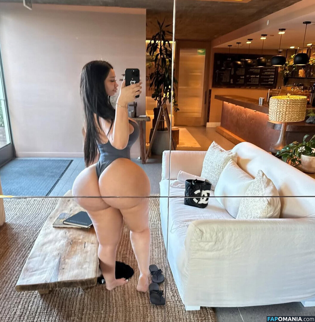 Ambernyy / amburnee Nud OnlyFans  Fotografie scursă #4