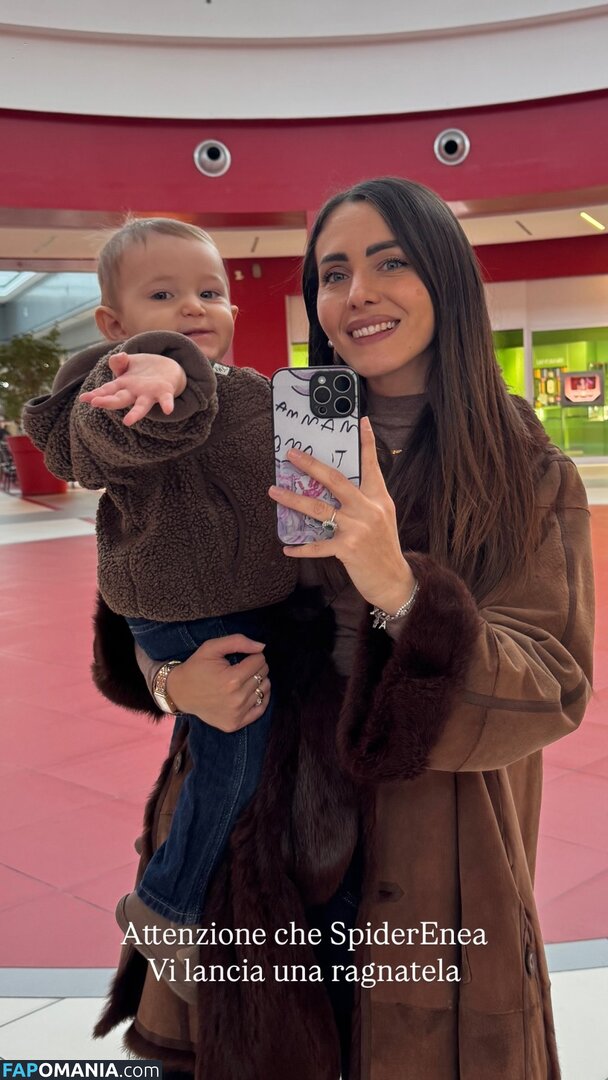 Ambra Ronconi / ab_ambra / https: Nud OnlyFans  Fotografie scursă #2