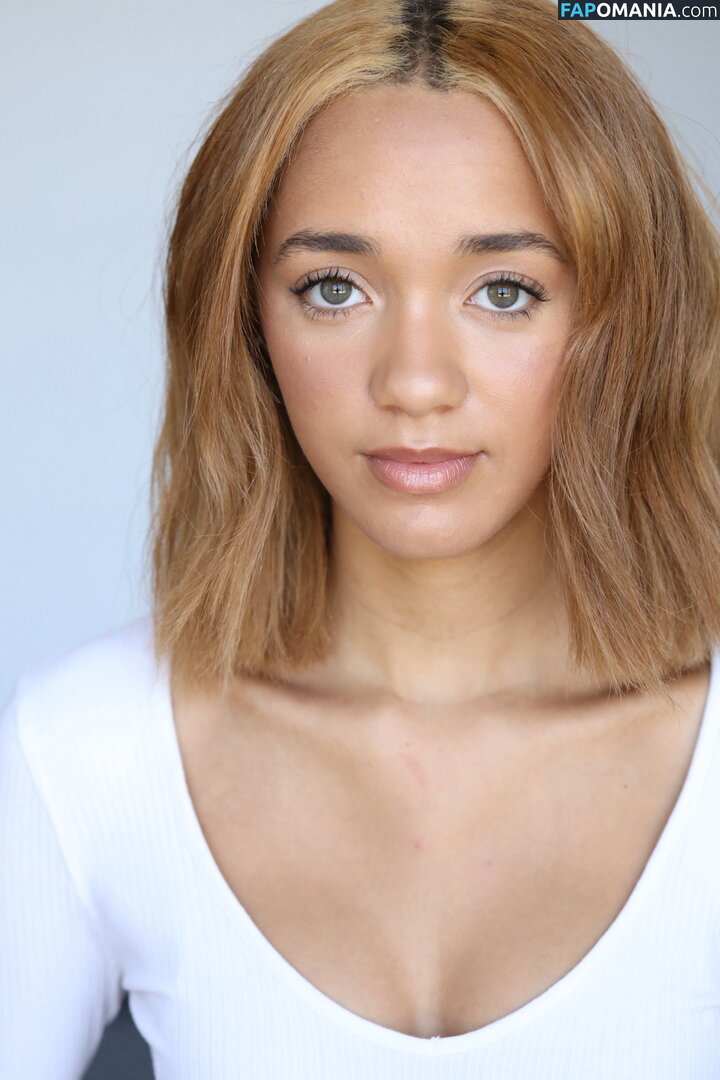 Amirah J Nud OnlyFans  Fotografie scursă #12