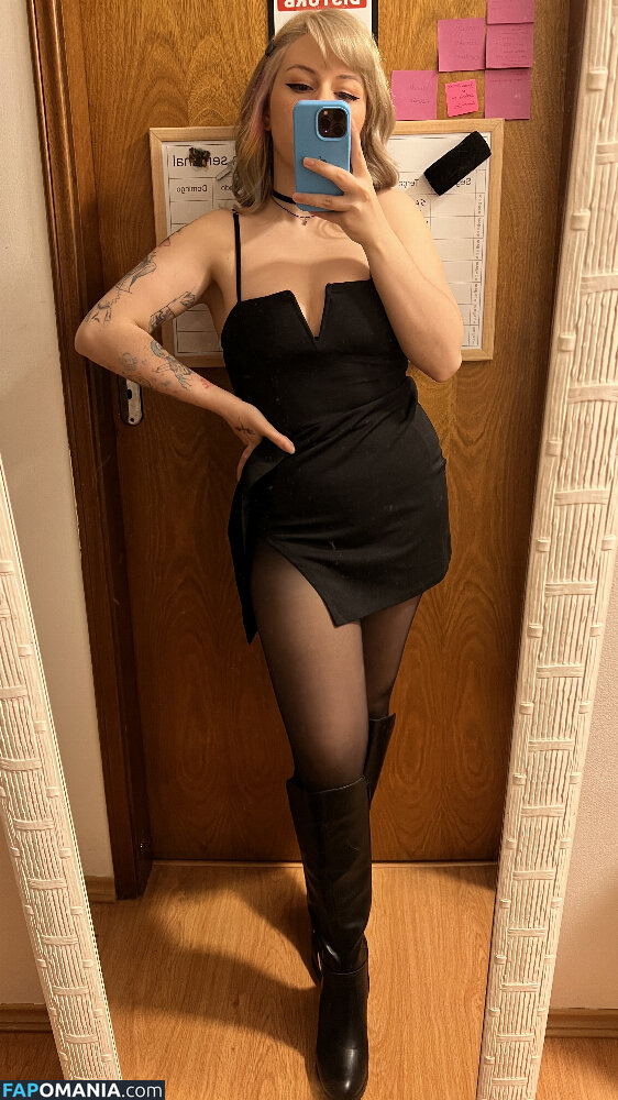 Ammyzitta / Amy Roviller / ammyxx Nud OnlyFans  Fotografie scursă #4