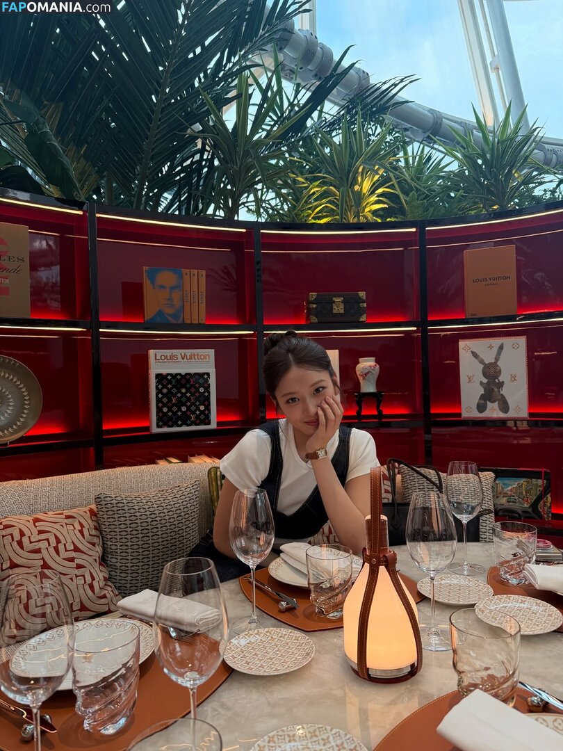 An IVE / An Yujin 안유진 | / _yujin_an Nud OnlyFans  Fotografie scursă #1