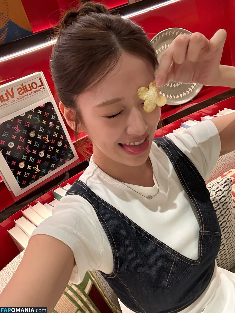 An IVE / An Yujin 안유진 | / _yujin_an Nud OnlyFans  Fotografie scursă #5