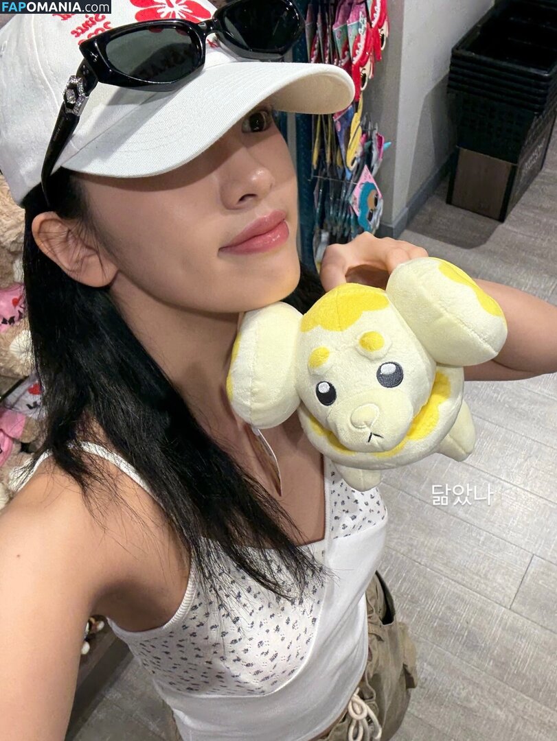 An IVE / An Yujin 안유진 | / _yujin_an Nud OnlyFans  Fotografie scursă #27