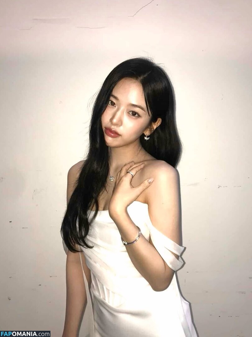 An IVE / An Yujin 안유진 | / _yujin_an Nud OnlyFans  Fotografie scursă #30