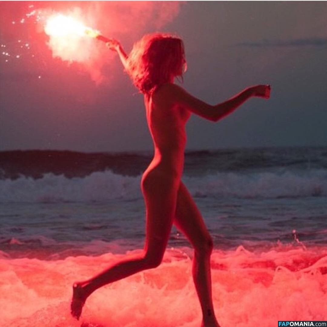 Ana De Armas / ana_d_armas / anadearmas / anadearmasdaily / https: Nud OnlyFans  Fotografie scursă #1354