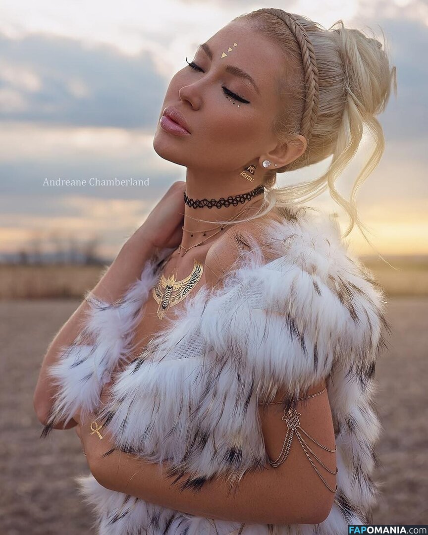 Andreane Chamberland / AndreaneC Nud OnlyFans  Fotografie scursă #5