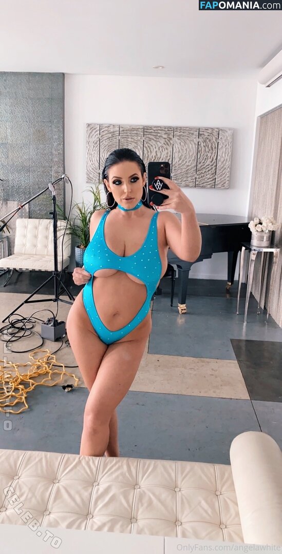 Angela White / angelawhite / angelawhitetv / https: / officialangelawhite / theangelawhite Nud OnlyFans  Fotografie scursă #397