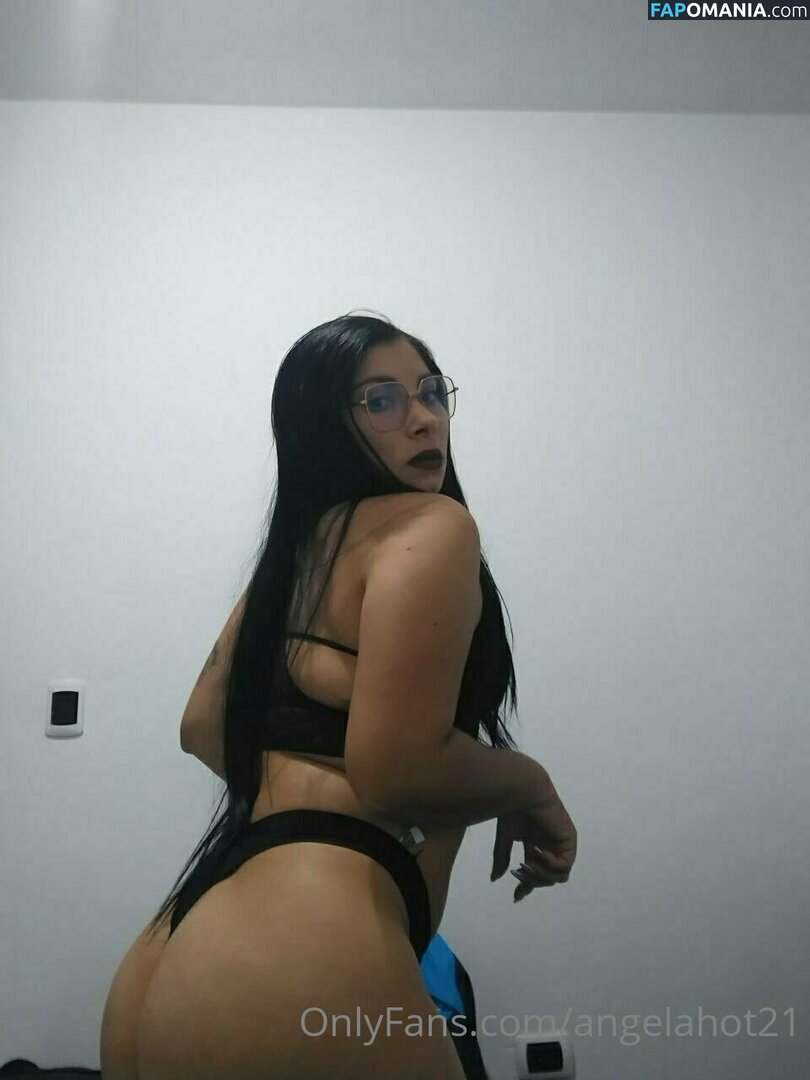 angelahot21 / lilhunee21 Nud OnlyFans  Fotografie scursă #14