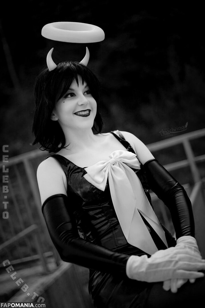 Angelwings_Cos Nud OnlyFans  Fotografie scursă #14
