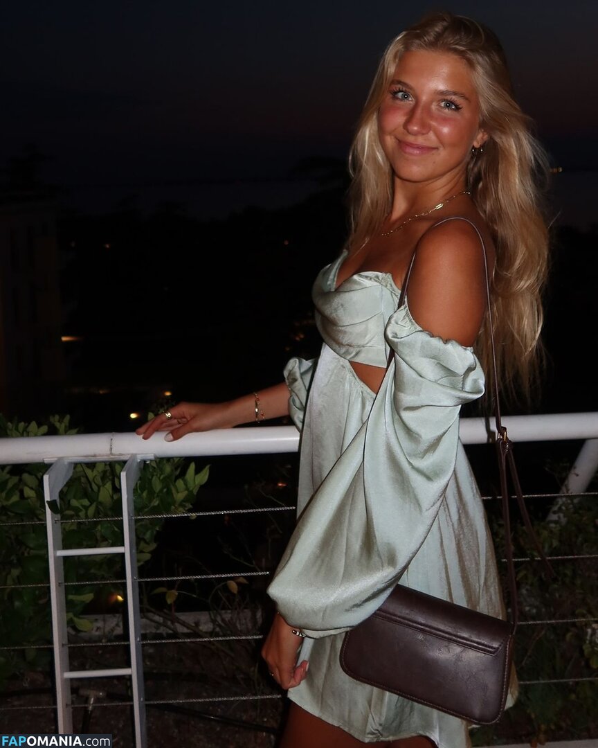 Aniela Leon / anielaleon Nud OnlyFans  Fotografie scursă #14