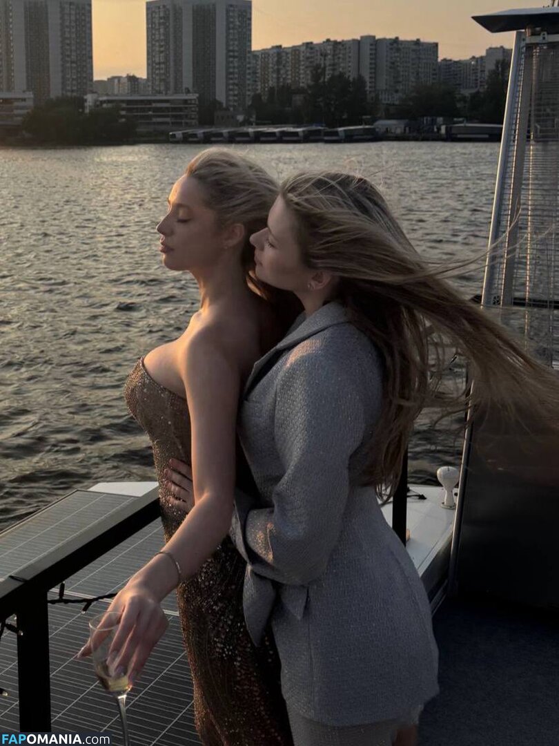 Anisimova Anastasia / anapm / anisimovaaanastasia Nud OnlyFans  Fotografie scursă #1