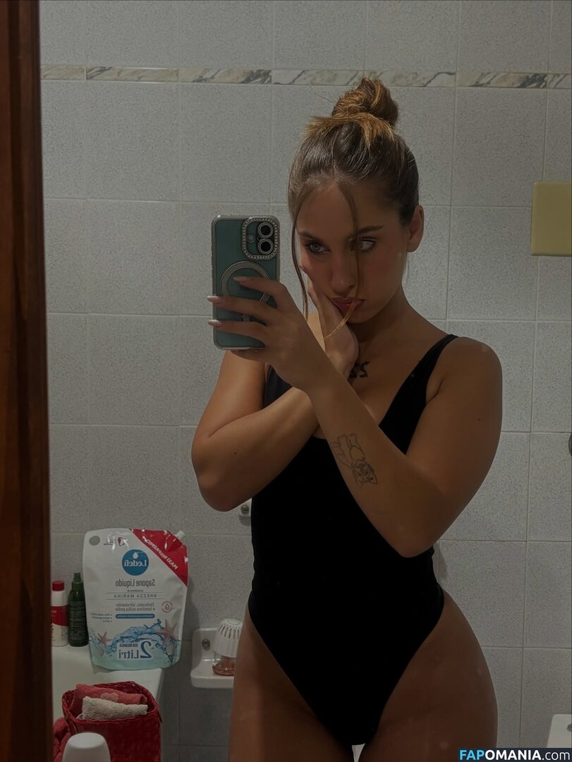 Annalisa Derelitto / itsvlisa Nud OnlyFans  Fotografie scursă #3