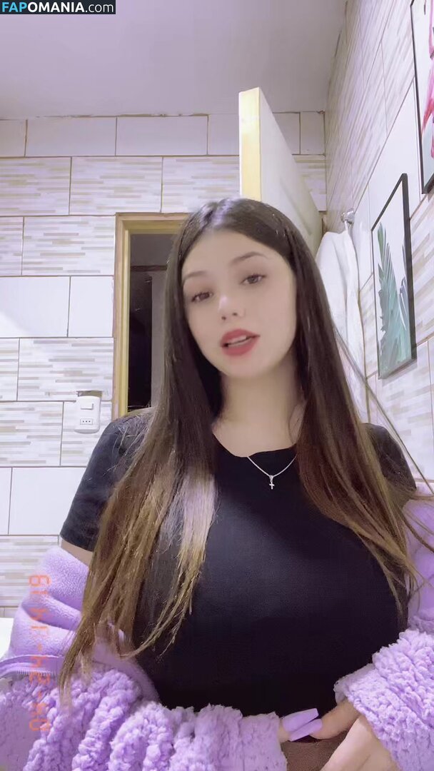 antoniia.blessed / https: Nud OnlyFans  Fotografie scursă #11