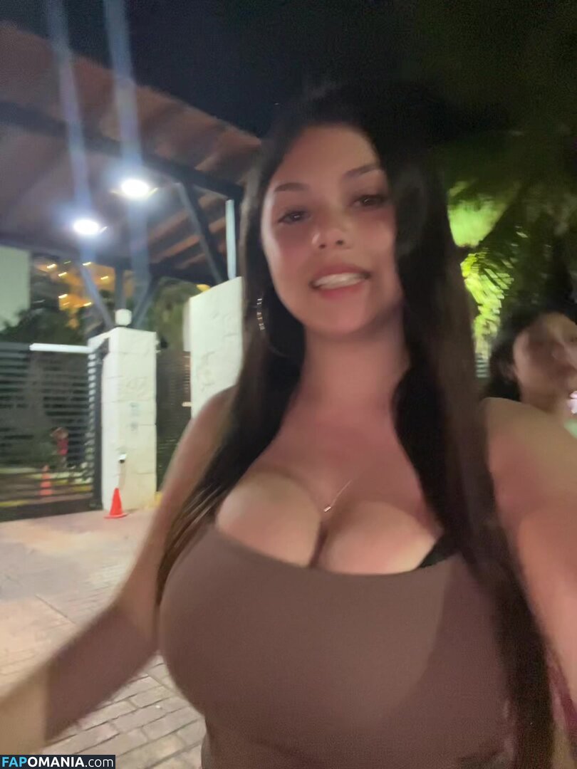 antoniia.blessed / https: Nud OnlyFans  Fotografie scursă #13