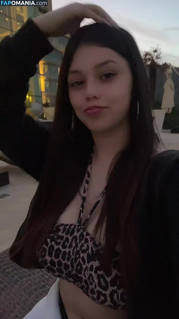 antoniia.blessed / https: Nud OnlyFans  Fotografie scursă #18