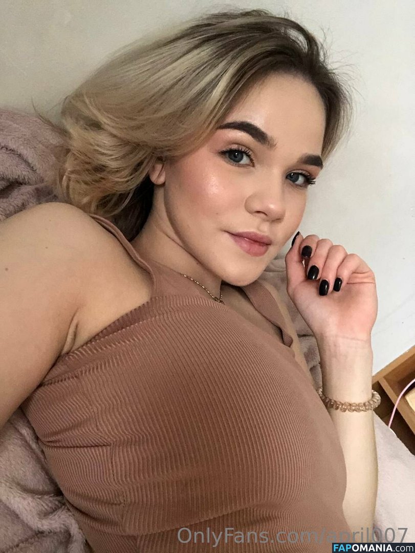 april007 Nud OnlyFans  Fotografie scursă #10