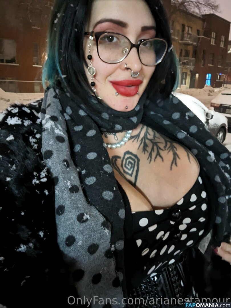 Ariane Saint Amour / ariane_st.amour / arianestamour Nud OnlyFans  Fotografie scursă #9