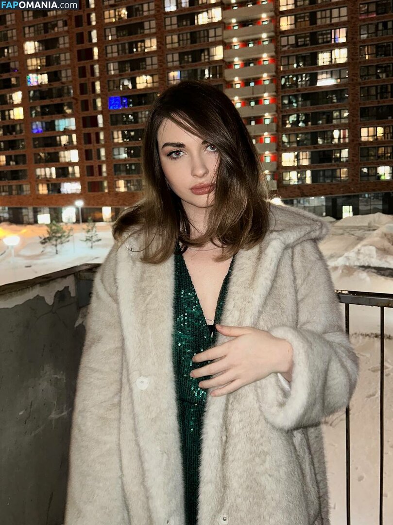 Ahrinyan / Arina Berdnikova / nyasharisha Nud OnlyFans  Fotografie scursă #160